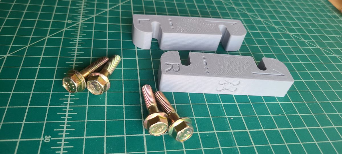 FJ80 LX450 FZJ80 Hood Vent Risers